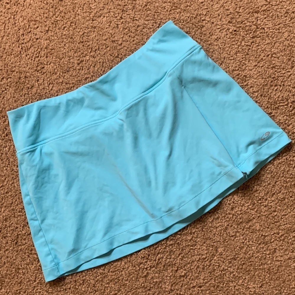 C9 by Champion light blue short, front zipper, inside pocket good condition
